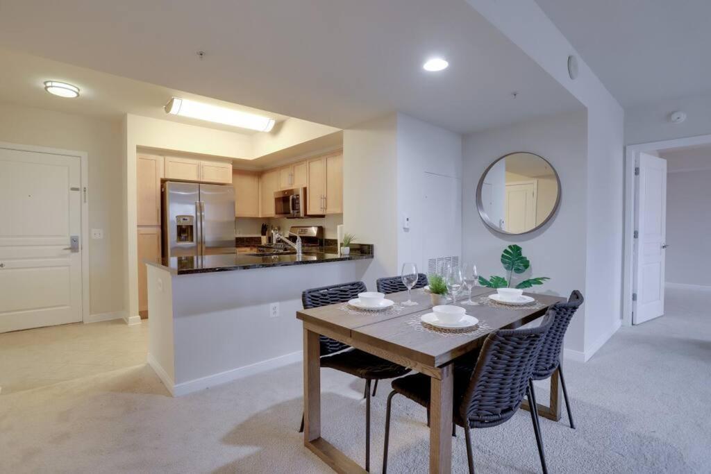 Upscale Comfort Next To Metro And Dining 阿林顿 外观 照片